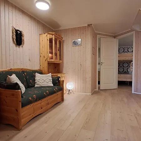 Διαμέρισμα Your Lofoten Base, Quiet & Well Located Basement
