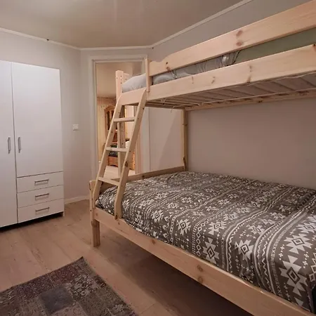 Διαμέρισμα Your Lofoten Base, Quiet & Well Located Basement Vestvagoy