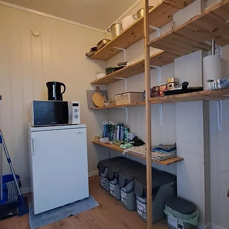 Διαμέρισμα Your Lofoten Base, Quiet & Well Located Basement *